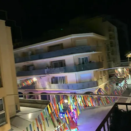 Apartment Apprt 2 Pieces A La Soif De La Rue *